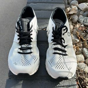 W’s On Cloud X 6.5